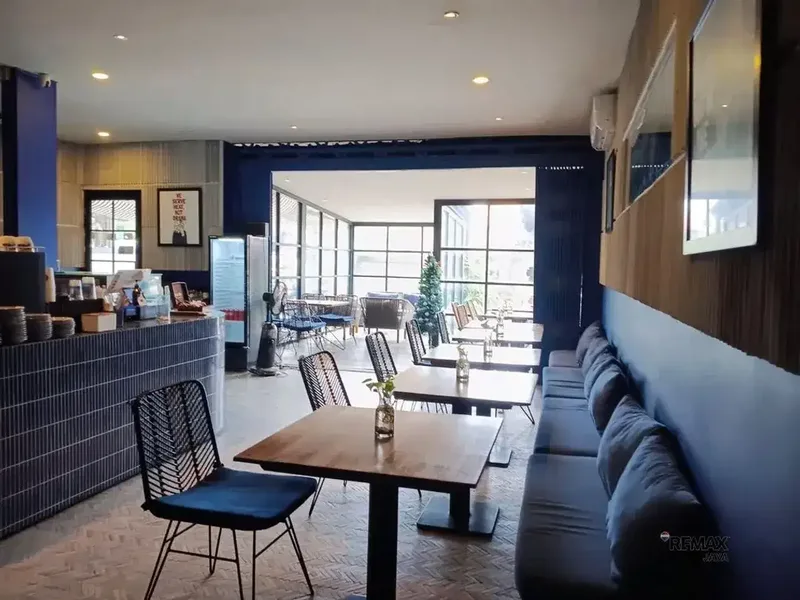 Ruko 2 Lantai Luas 145 M² Disewakan di Raya Uluwatu - Pecatu - Real Estate in Bali