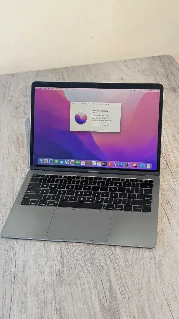 MACBOOK AIR 2019 - Electronics in Bali