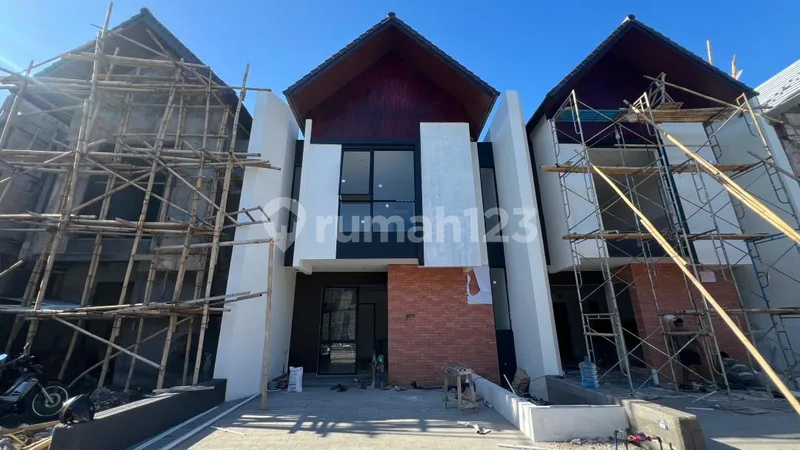 Dijual Rumah 2Lantai 2Menit Dari Pintu Tol - Bali in Bali
