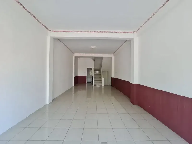 Disewakan Ruko 3 Lantai Strategis di Jl. Bypass Sanur, Denpasar Selatan - Real Estate in Bali