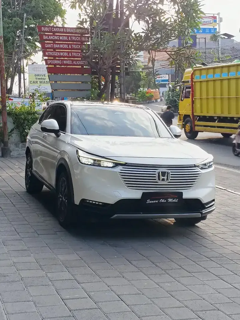 HR-V SE AUTOMATIC PLAT BALI PAJAK BARU ISTIMEWA - Bali in Bali