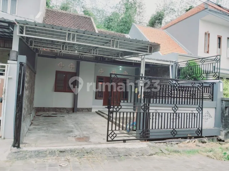 Rumah Sewa Bayar Bulanan di Nusa Dua Dekat Akses Tol No Macet - Real Estate in Bali