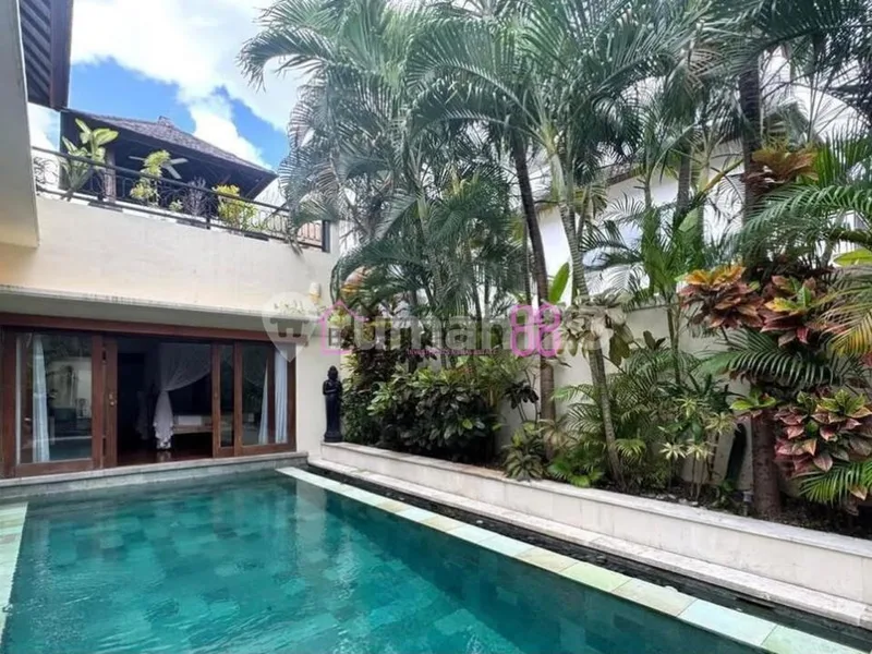 Modern Balinese 2-Level Villa dengan Kolam Renang Pribadi di Canggu | 2 KT - Real Estate in Bali