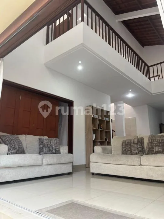 Rumah Mewah Siap Huni View Gwk Area Jimbaran Bawah - Bali in Bali