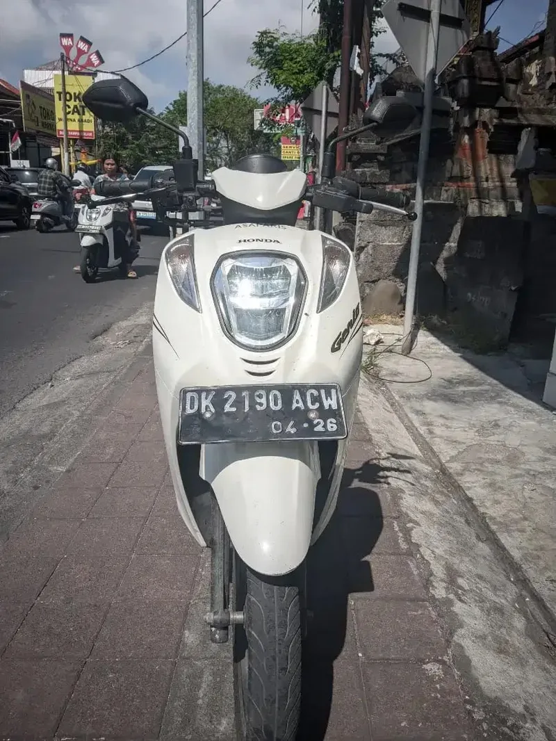 DIJUAL SEPEDA MOTOR HONDA GENIO 2021 - Vehicles in Bali