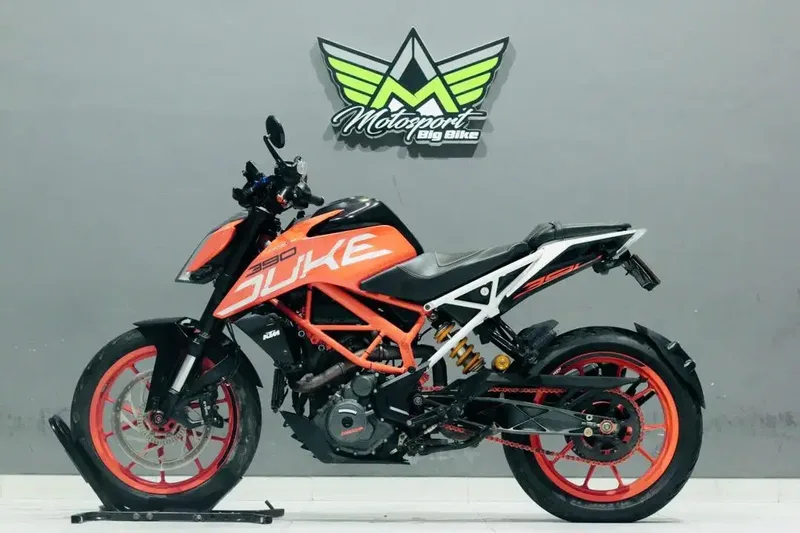 KTM duke 390 ABS mulus mesin sehat unit mulus siap pakai - Bali in Bali