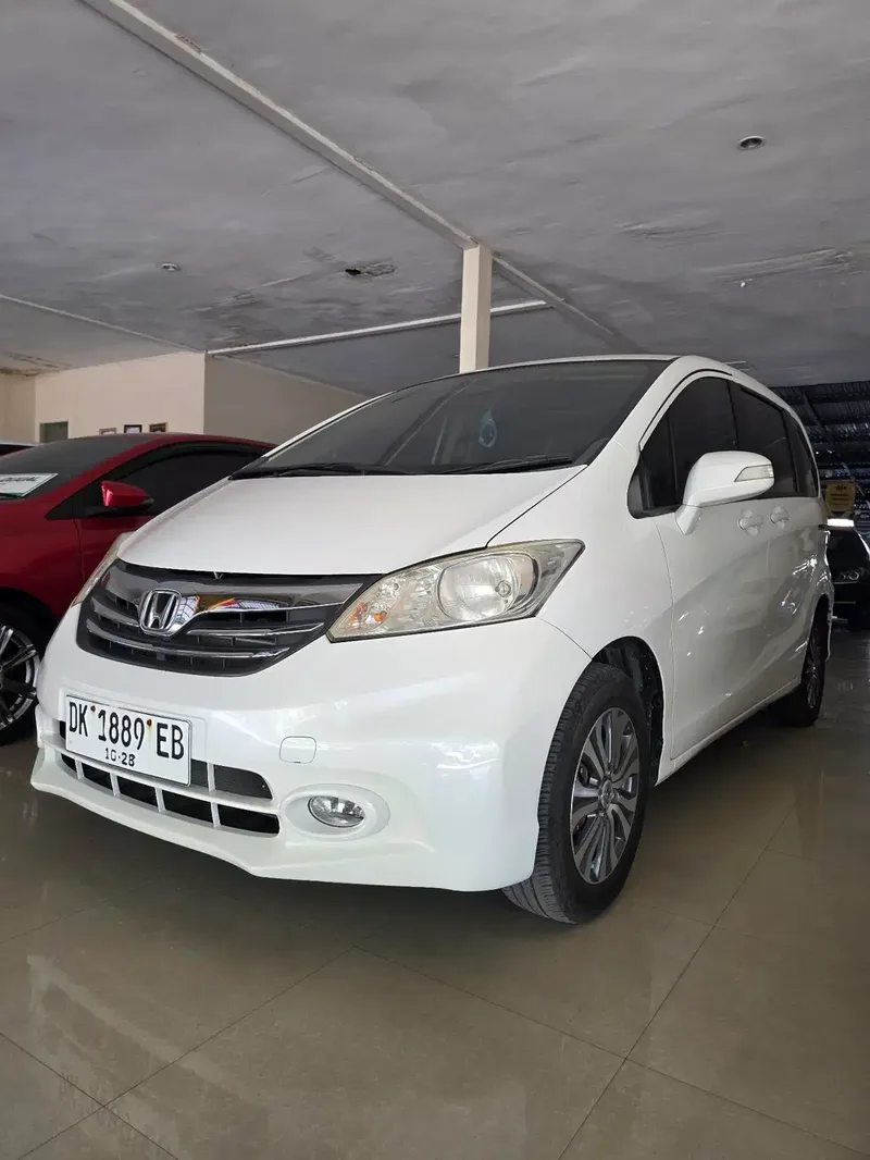 Freed psd 2013 Automatic - Vehicles in Bali