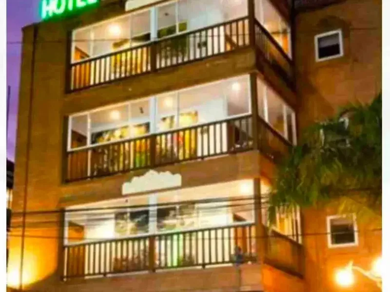 pensiun di jual murah hotel 4 lt masih operational di Raya Kuta Tuban Denpasar - Real Estate in Bali