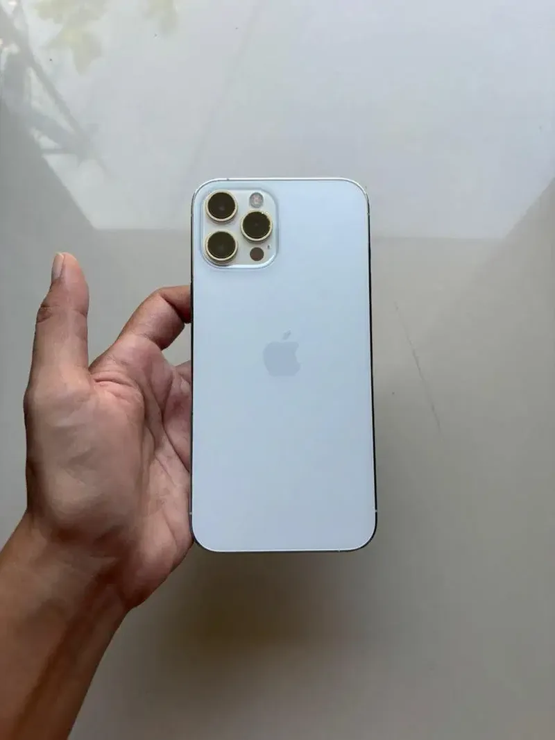 iPhone 12 Pro Max 256GB inter - Electronics in Bali