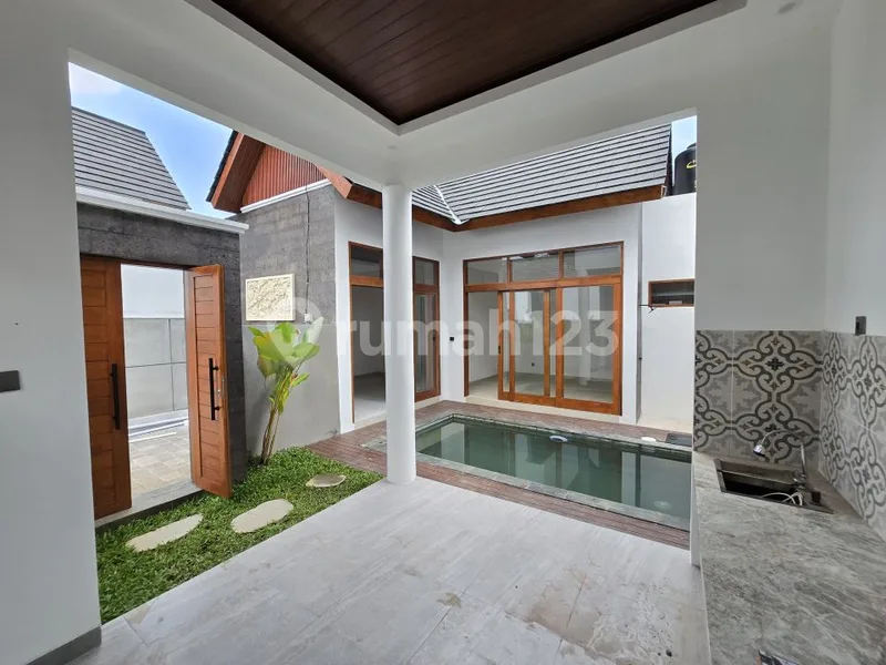Villa SHM Nusa Dua Bali Cluster Dekat Pantai - Real Estate in Bali
