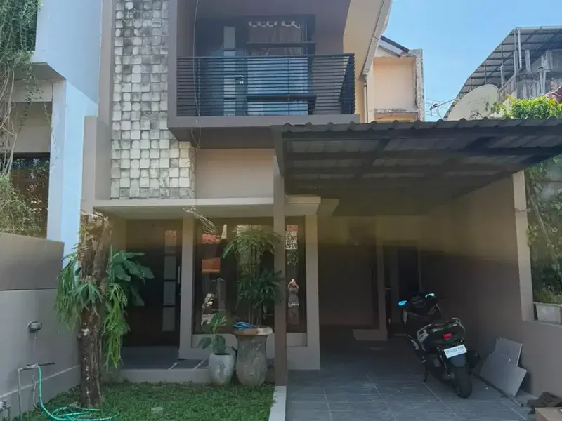 Rumah Cantik Minimalis Kerobokan Dekat Denpasar Badung Bali - Real Estate in Bali