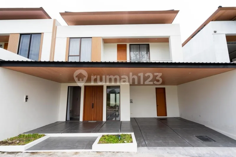 3Br Modern Villa, Rice Field View & Gated Community In Umalas - Bali in Bali