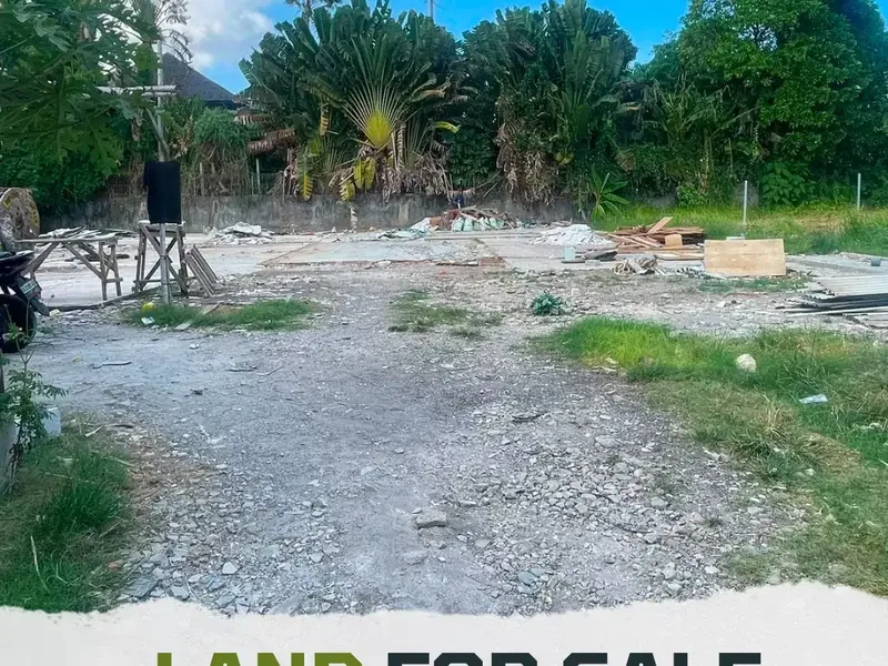 Dijual lahan kecil di kawasan elit dan mewah, lokasi premium hanya 3 menit berjalan kaki ke pantai Berawa Canggu - Real Estate in Bali