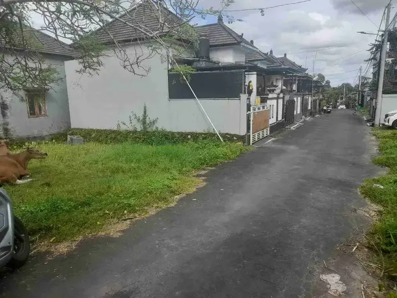 Jual Tanah Harga Global Luas 120m/1.2are lokasi Sempidi dekat Puspem Badung bali area Hunian. - Real Estate in Bali