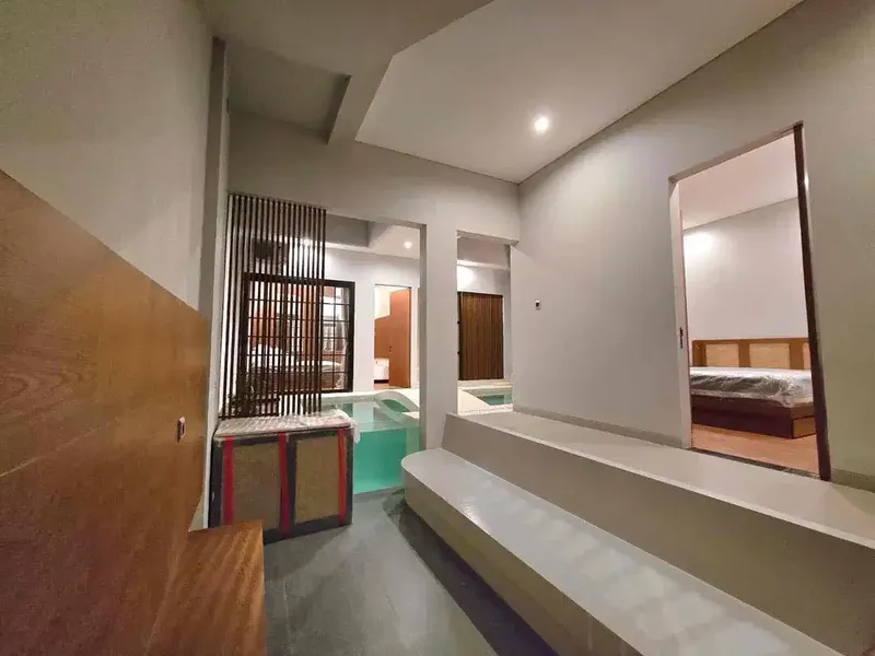 Brand new 3 bedroom villa cantik strategis Fully Furnished SHM SLF lengkap - Bali in Bali