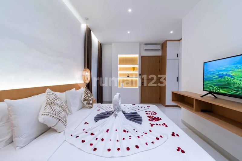 Brand New Modern 3 Bedroom Villa Prime Location In Jimbaran - Real Estate in Bali