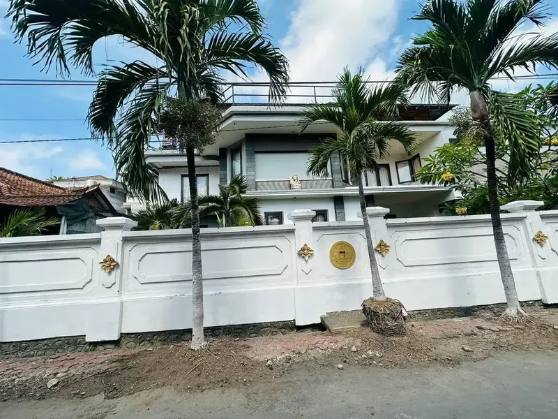 Di jual rumah di pusat kota depasar bali dekat dengan sanur bali - Real Estate in Bali