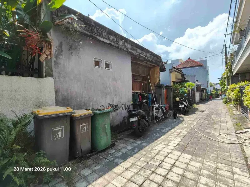 Tanah di Semat Canggu Bali Lingkungan Villa dan Restoran - Real Estate in Bali