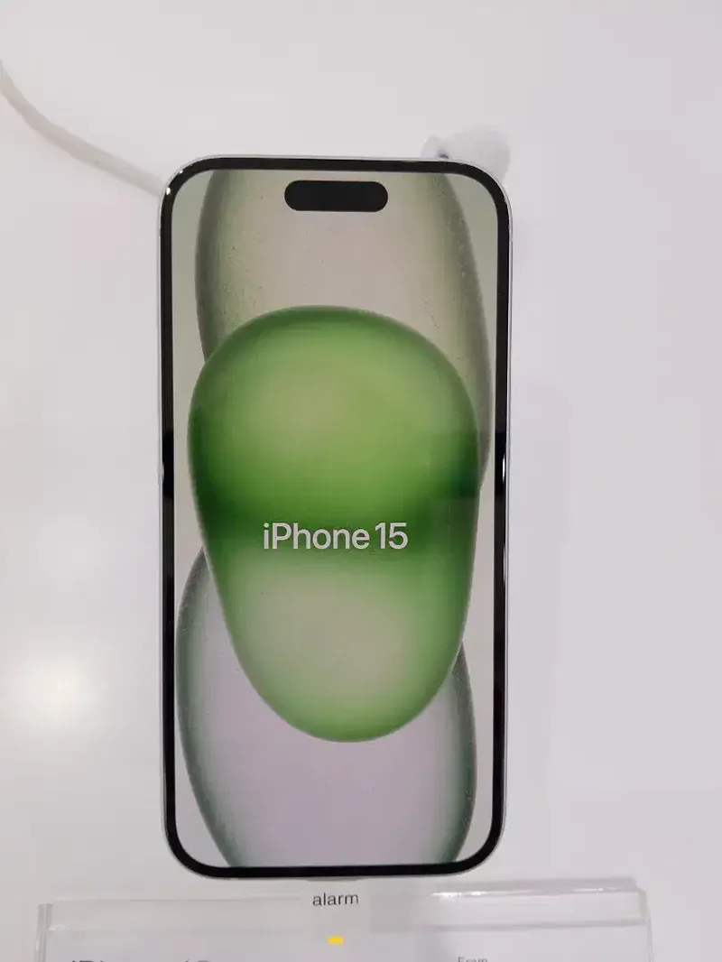 KREDIT IPHONE 15 TANPA DP CUKUP KTP SAJA GARANSI RESMI IBOX - Electronics in Bali