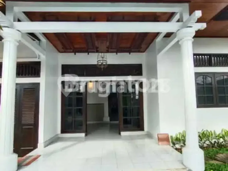 DISEWAKAN RUMAH DUA LANTAI NON FURNISH- LOKASI PREMIUM DENPASAR TIMUR - Real Estate in Bali