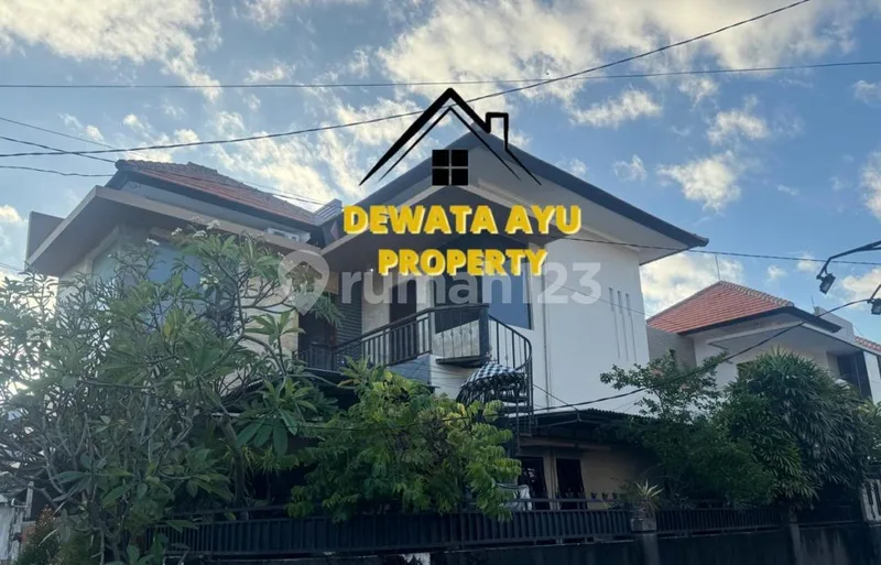 Rumah Sewa 5 Kamar 2 Lantai Lokasi Renon - Bali in Bali
