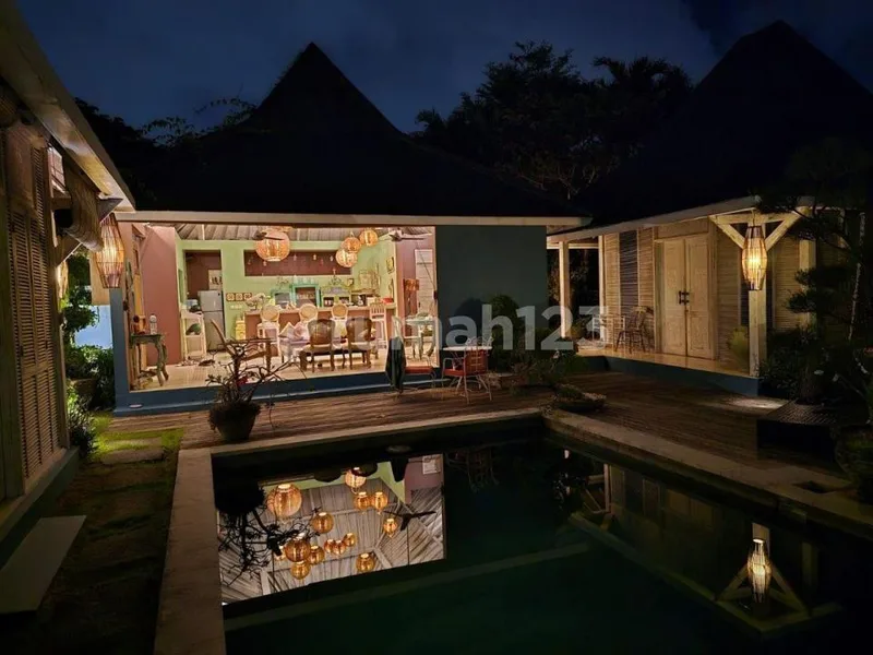 Disewakan Villa Mewah Rare Joglo Villa di Padonan Canggu - Real Estate in Bali