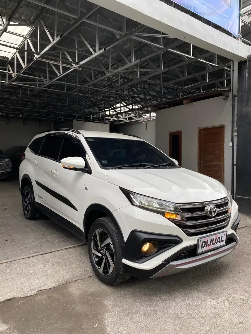 Rush TRD Sportivo 1.5 AT 2020 Matic - Vehicles in Bali