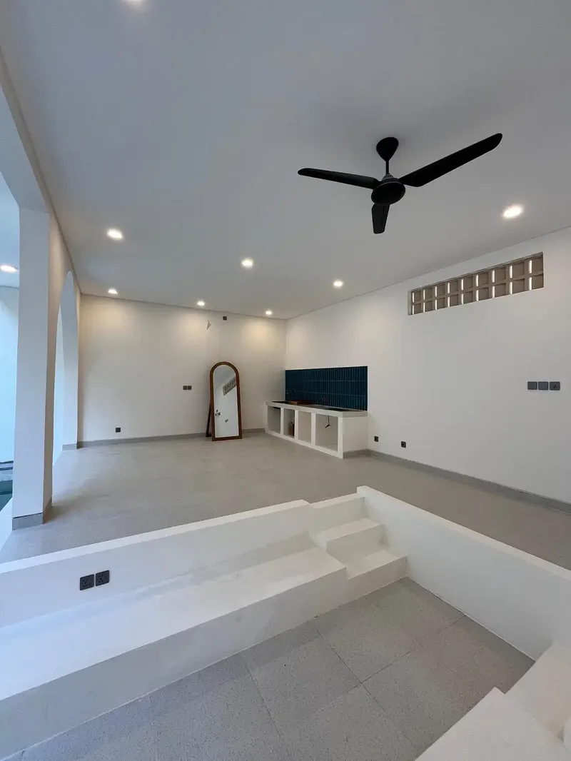 VILLA READY DESIGN SANTORINI AREA BEST CANGGU & BEST INVESTMENT - Real Estate in Bali
