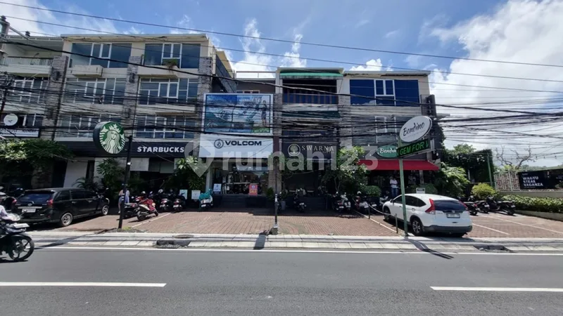 Dekat Intercon!! Ruko 3 Lantai Terawat Dekat Pantai Jimbaran - Real Estate in Bali