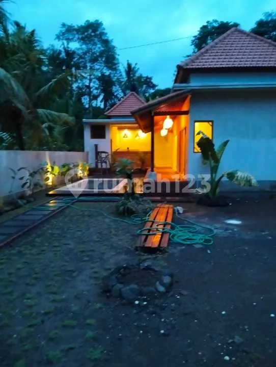 Villa Baru Lantai 1 di Denpasar Utara Dekat Living World Mall - Bali in Bali