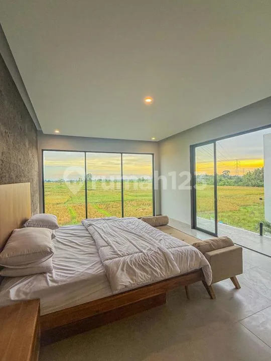 Villa baru, 3 kamar tidur, furnish, swimming pool, di Kaba Kaba, dekat Canggu, Bali - Real Estate in Bali