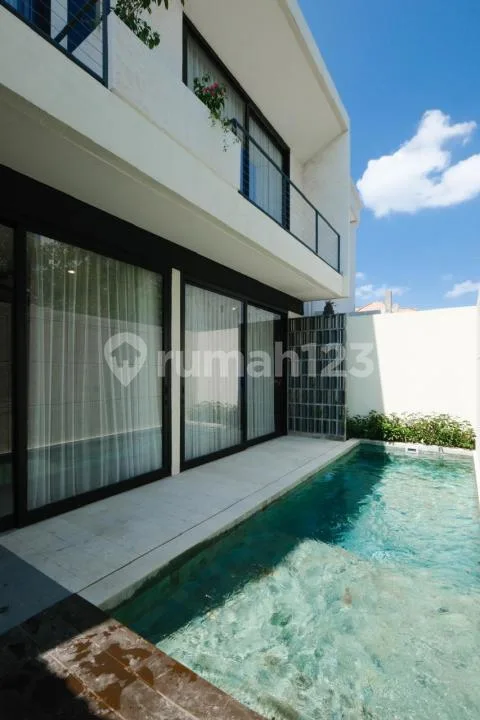 Brand New Villa Modern Style Kerobokan #6436 - Real Estate in Bali