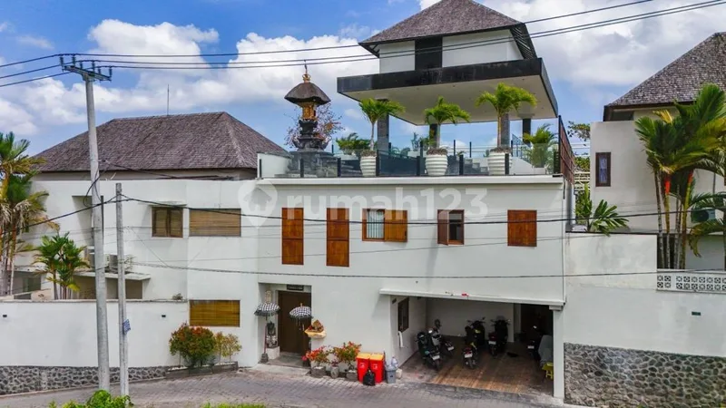 Prime Villa For Sale - Batu Bolong, Canggu - Bali in Bali