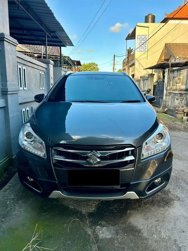 Suzuki SX4 Scross AT 2017 - Vehicles in Bali