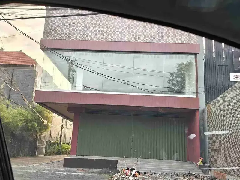 Ruko super Premium. Area Imam Bonjol - Real Estate in Bali