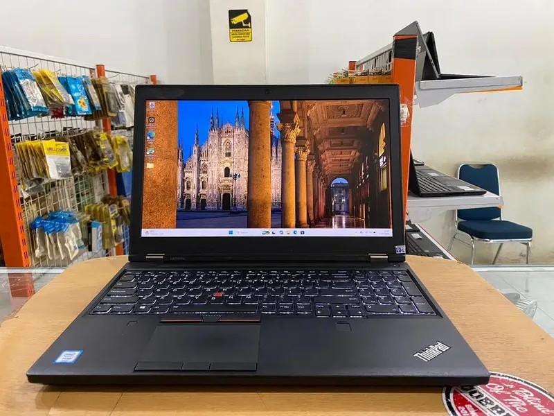Lenovo ThinkPad P50 Intel Xeon Ram 32GB SSD 512GB Nvidia 4G Mulus - Electronics in Bali