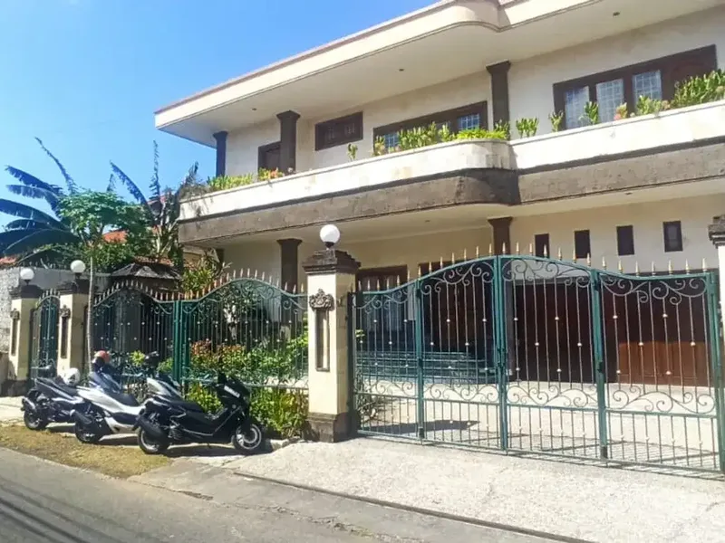 Rumah isi Pool Di Ciung Wanara Renon Dkt Raya Puputan Tukad Unda Pemuda Sanur - Real Estate in Bali