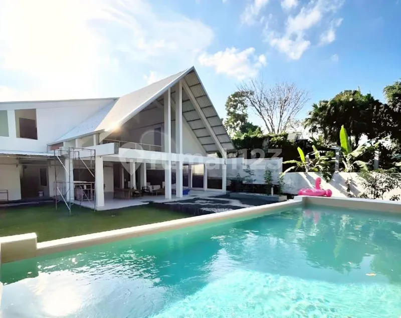 Villa Dijual Lokasi Nelayan Canggu - Real Estate in Bali