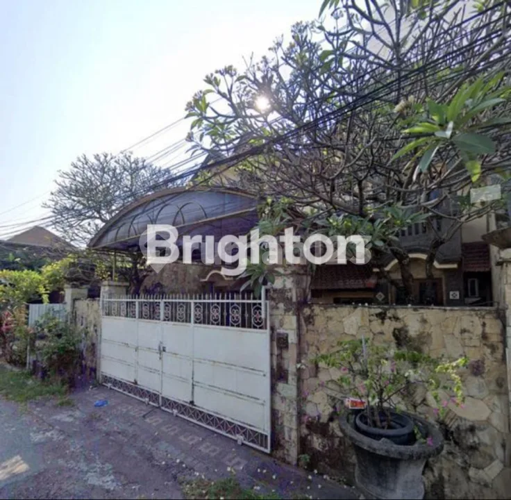 Dijual Rumah 2 Lantai - Lokasi Strategis, Siap Huni - Bali in Bali