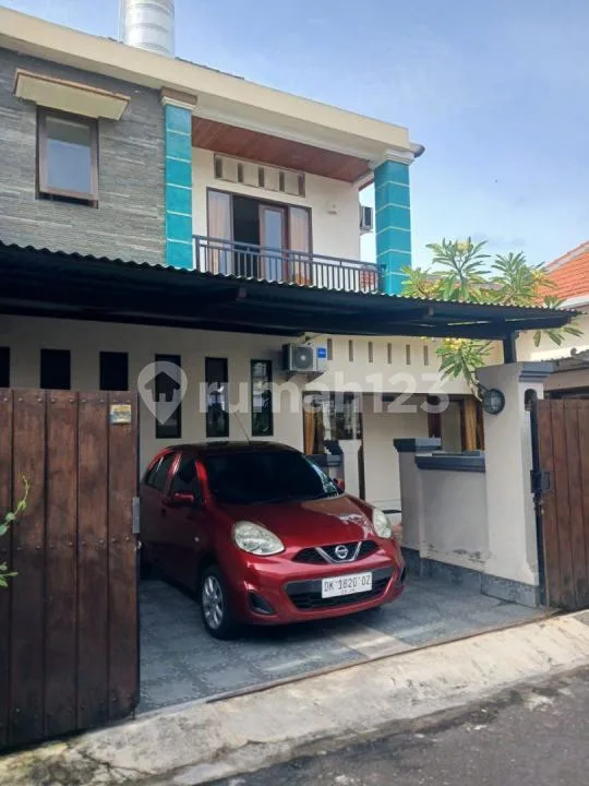 Disewakan Rumah Sewa 2 Lantai Semi Furnished - Kerobokan Badung - Bali in Bali