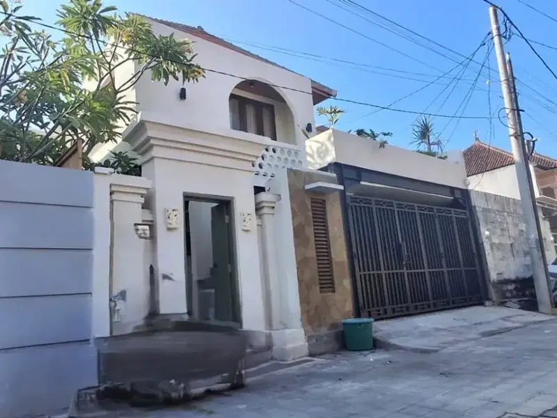 Disewakan Vila 4 Kamar Tidur di Pengiasan, Sanur kauh, Bali - Real Estate in Bali