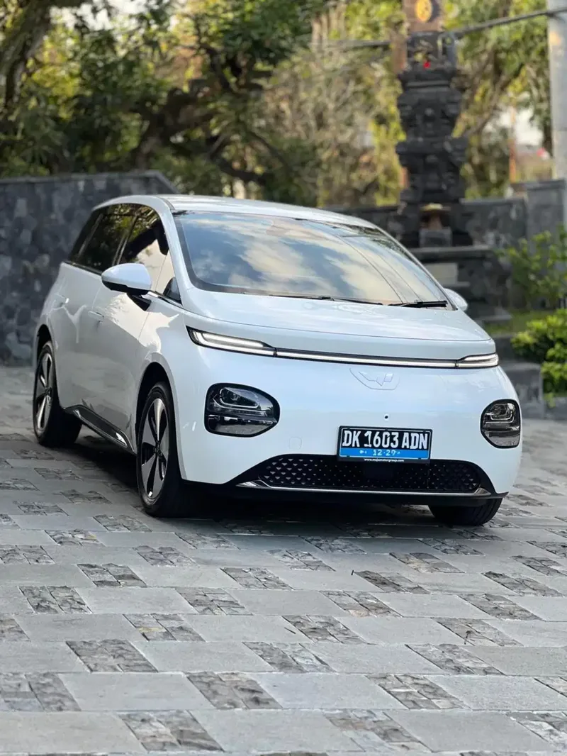 Wuling Cloud Ev Pro 2024 Asli Bali - Vehicles in Bali