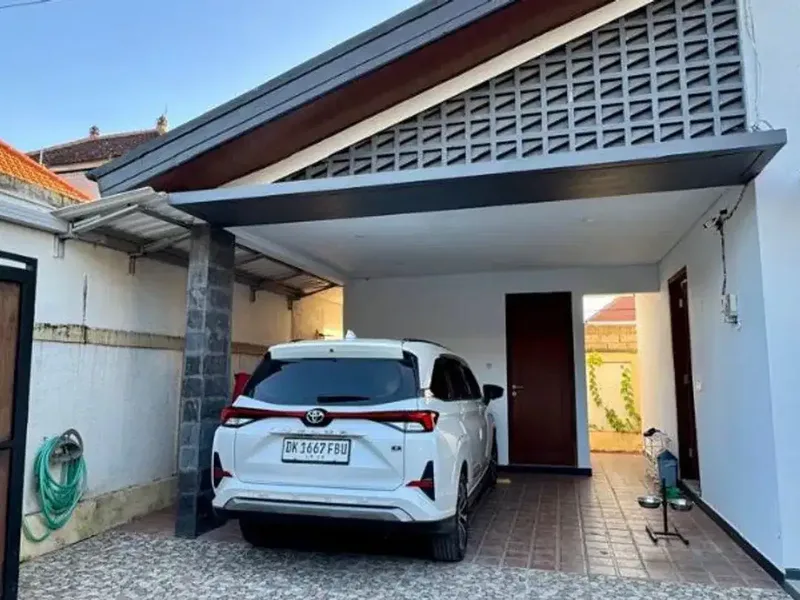 RUMAH MODERN TROPICAL DI BUDUK MENGWI BADUNG - Bali in Bali