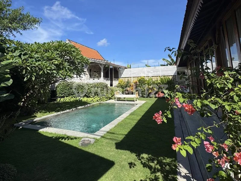 For Rent Spacious New Joglo Villa In Tibubeneng - Bali in Bali