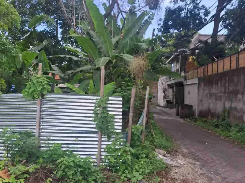 tanah kontrak termurah di dekat pantai seminyak Gado Gado - Real Estate in Bali