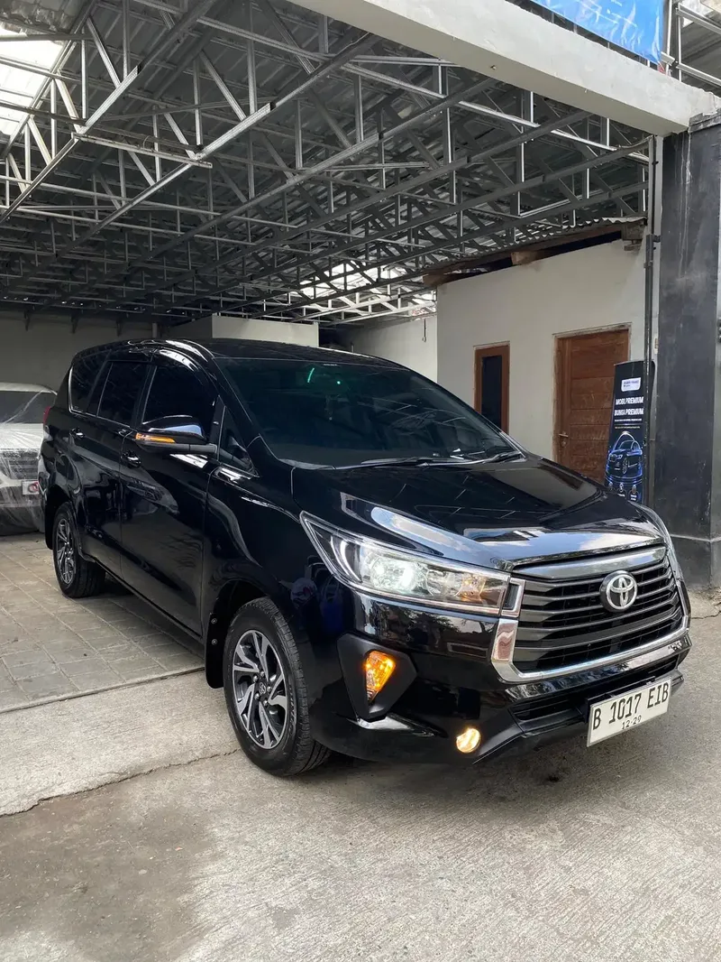 Innova G 2.4 Diesel Matic 2024 - Vehicles in Bali