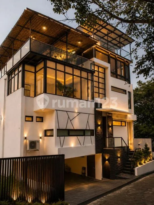 Onsale Luxury Villa 3 Floor With Ocean View & Sunset View Berlokasi di Sawangan, Nusa Dua, Badung, Bali. - Real Estate in Bali