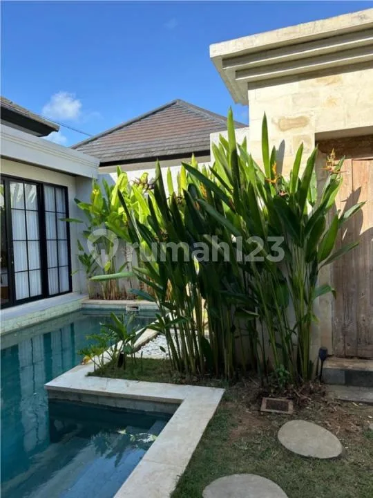 Villa For Rent In Jimbaran Puri Gading 3 Bedroom Full Furnished - Real Estate in Bali
