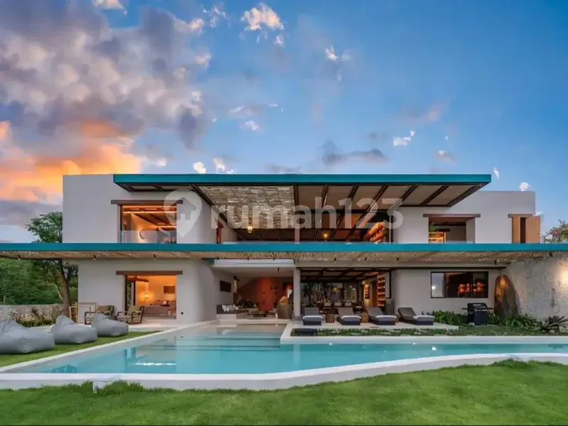 For Sale Brand New Luxury Villa Modern Style At Pecatu - Real Estate in Bali