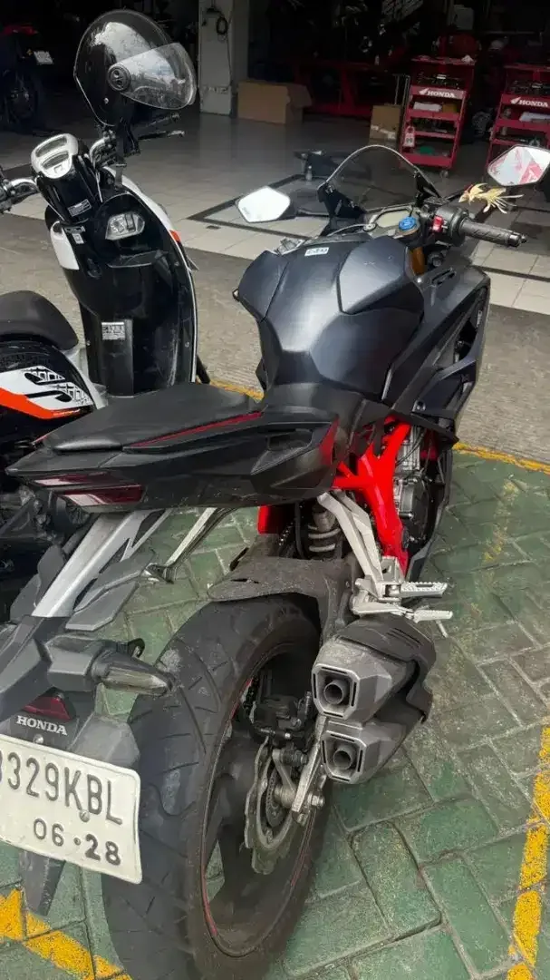 Jual motor CBR 250RR masih mulus - Vehicles in Bali
